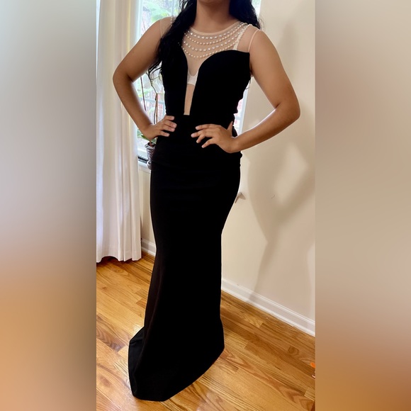 Windsor black prom dress - Picture 4 of 6